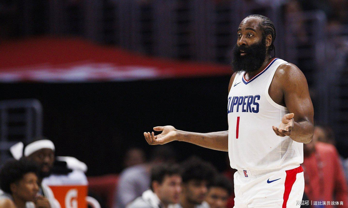 火箭客场输给篮网，瓦妮特发挥出色成功防守哈登的简单介绍