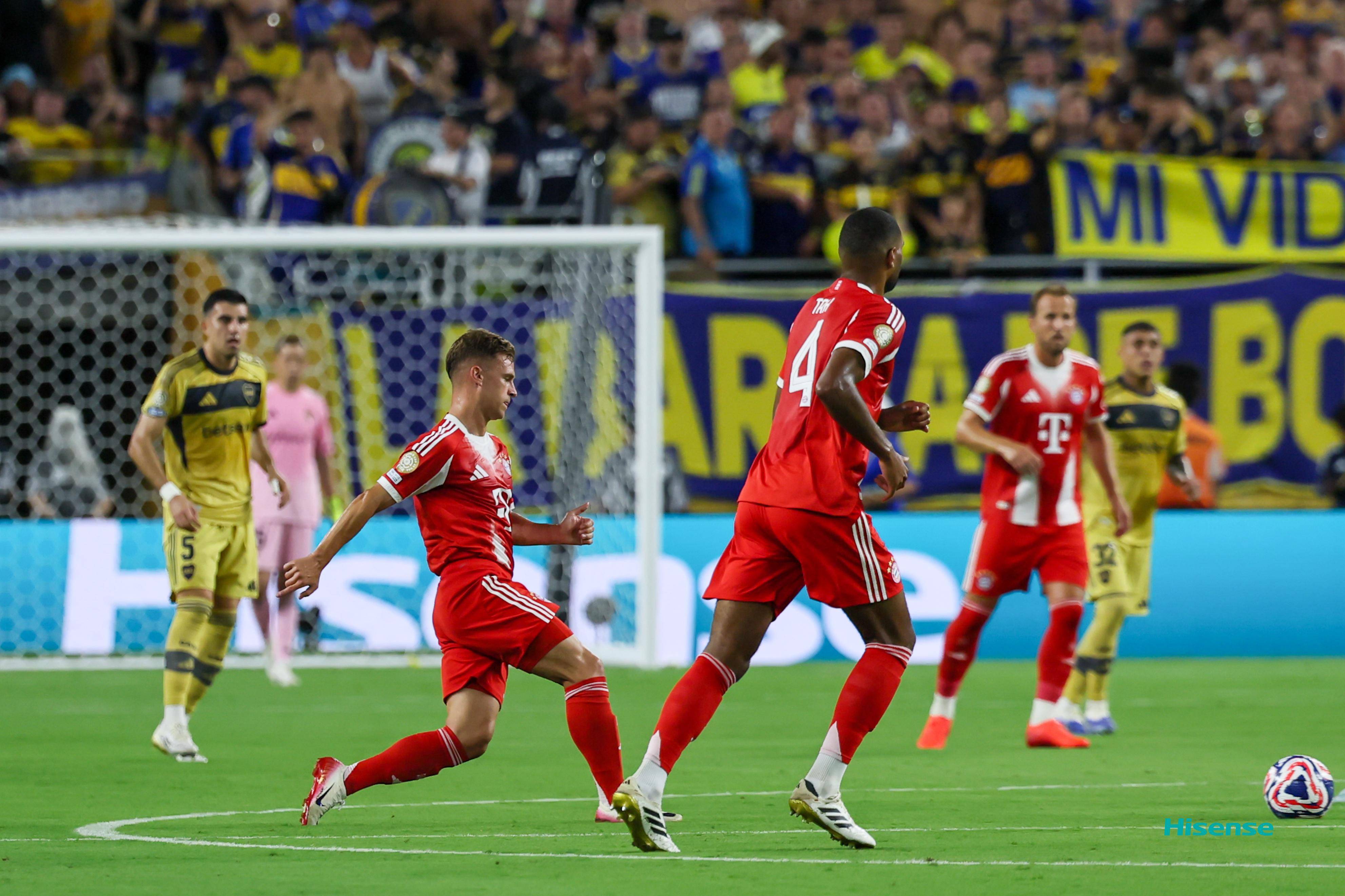 包含拜仁慕尼黑球员犯规吃红牌未来出场或受限的词条