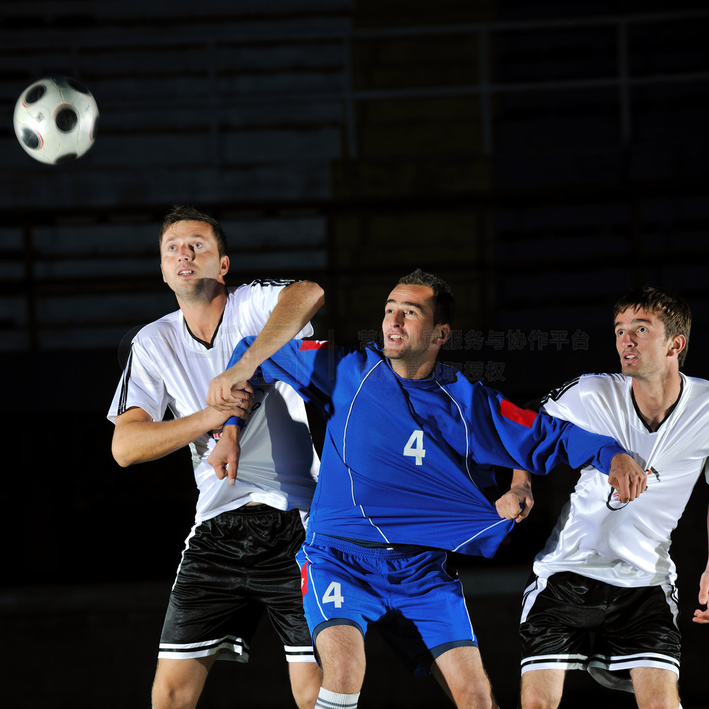 包含激烈对抗即将上演，谁能在场上展现最佳状态？的词条