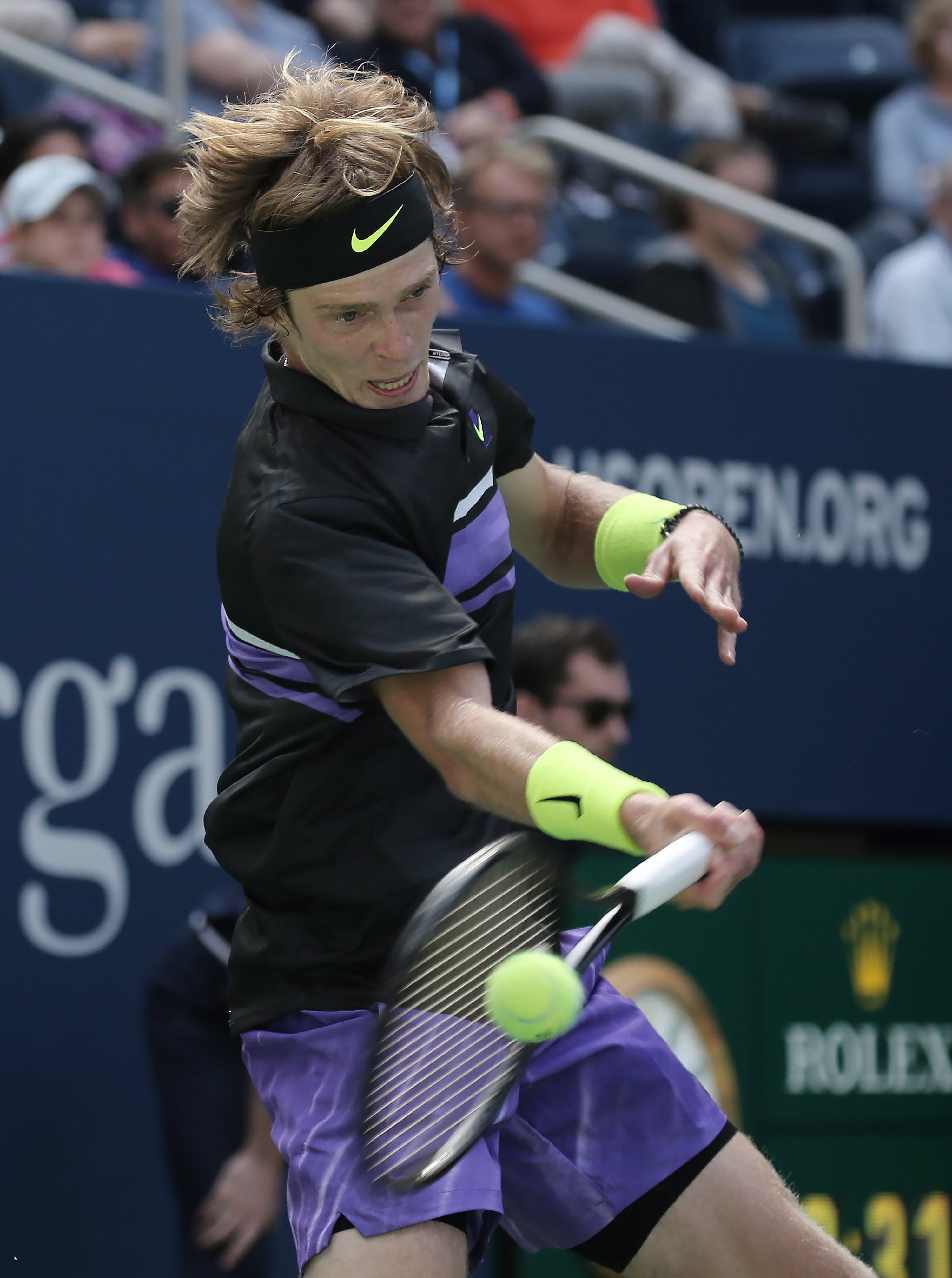 美网完胜联合杯，西西帕斯点燃赛场