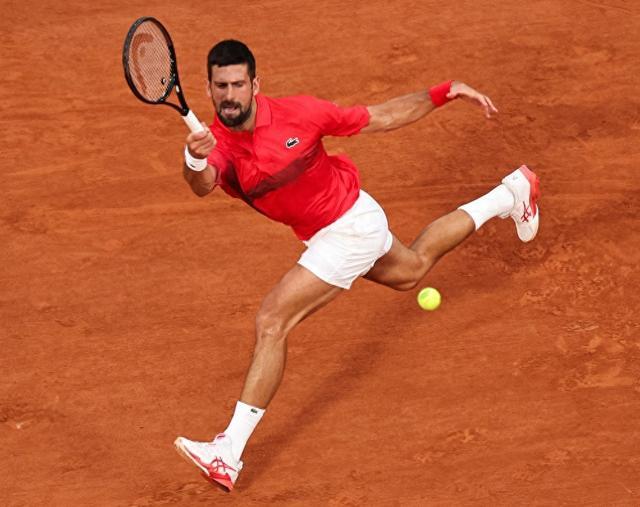 关于法国网球队轻取美国网球队，费德勒关键制胜的信息