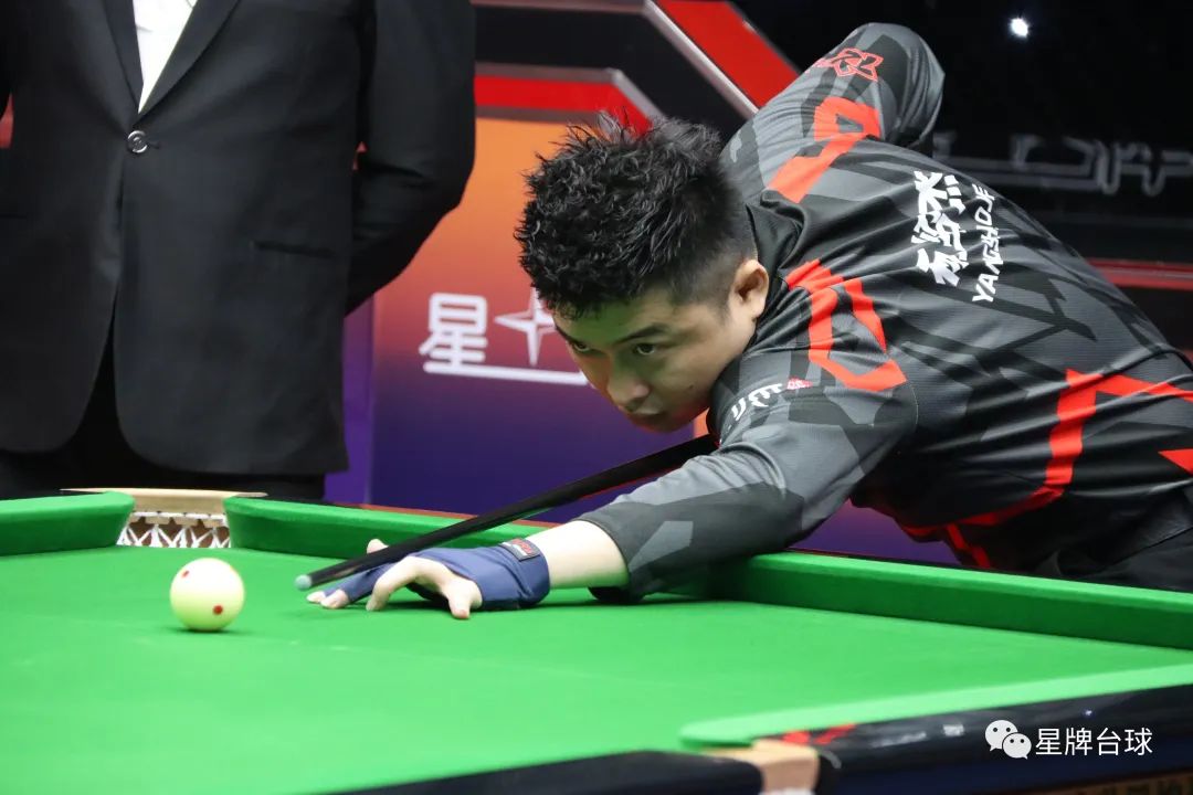 利萨本险胜！珍贵三分领跑小组积分的简单介绍