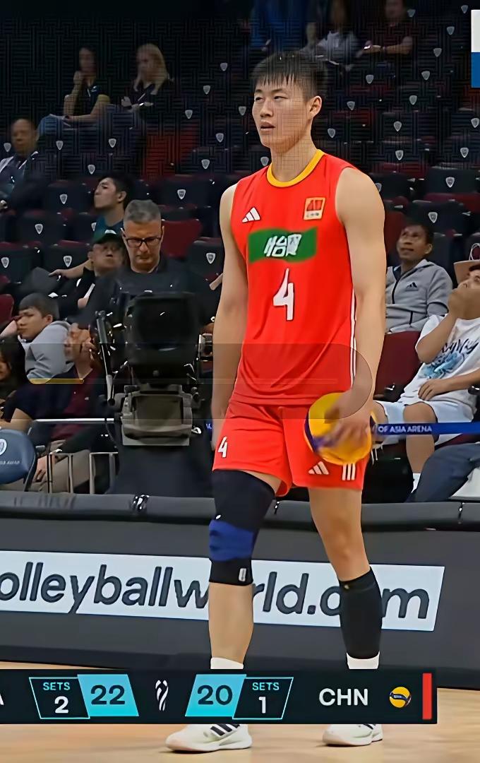 包含国际大赛开启激战,球员斗志昂扬的词条 包含国际大赛开启激战,球员斗志昂扬的词条