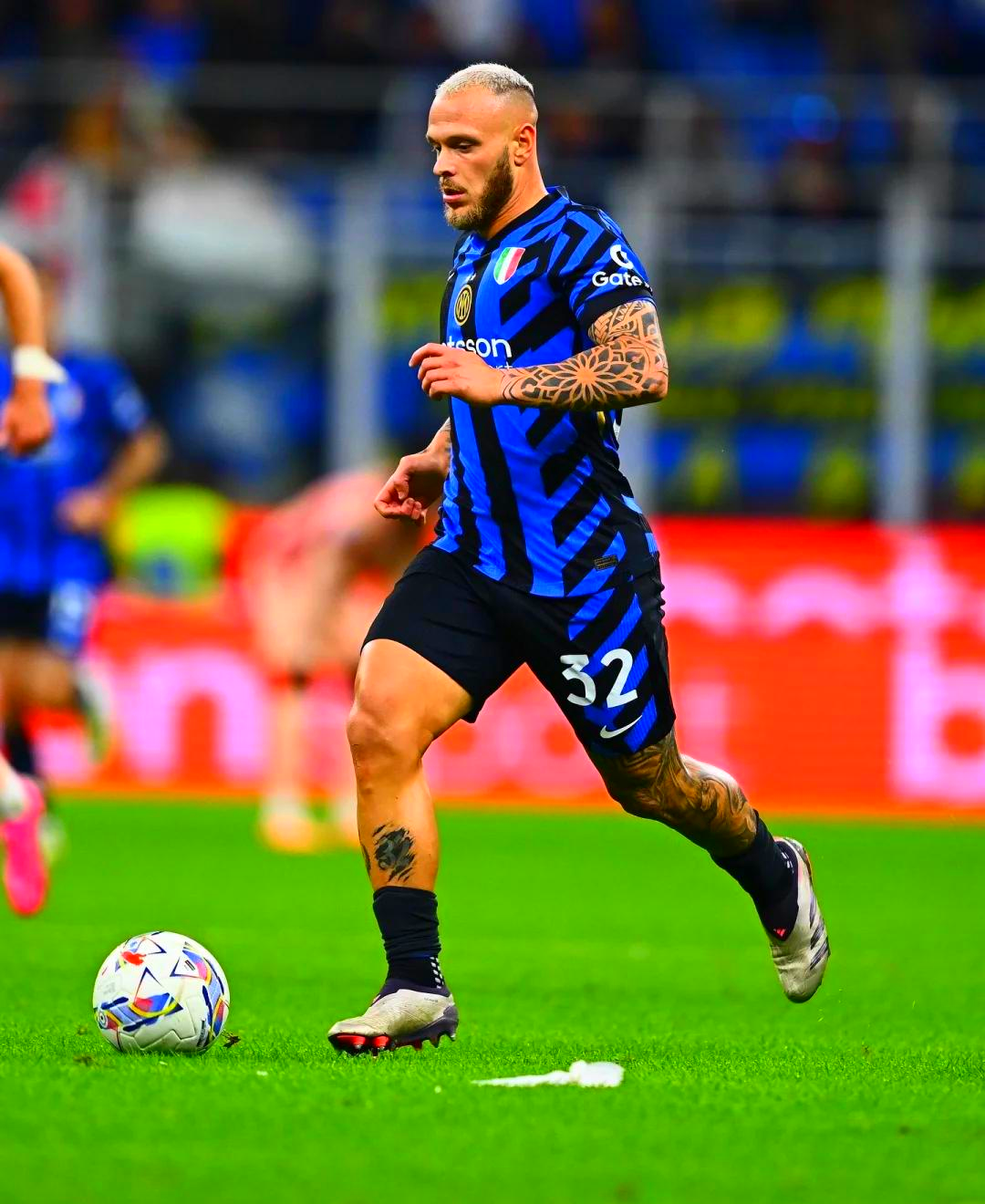 精彩瞬间:比赛中的经典瞬间回放的简单介绍 精彩瞬间:比赛中的经典瞬间回放的简单介绍