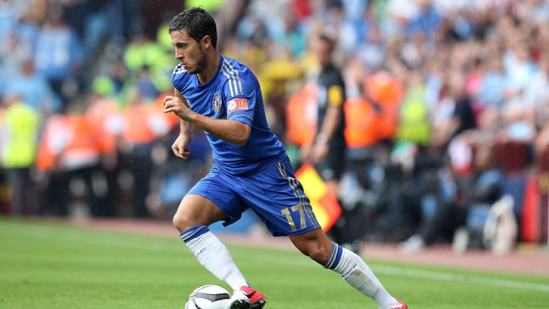 赛道与绿茵的交锋，F1街道赛焦点战背后的奥地利血拼AC米兰